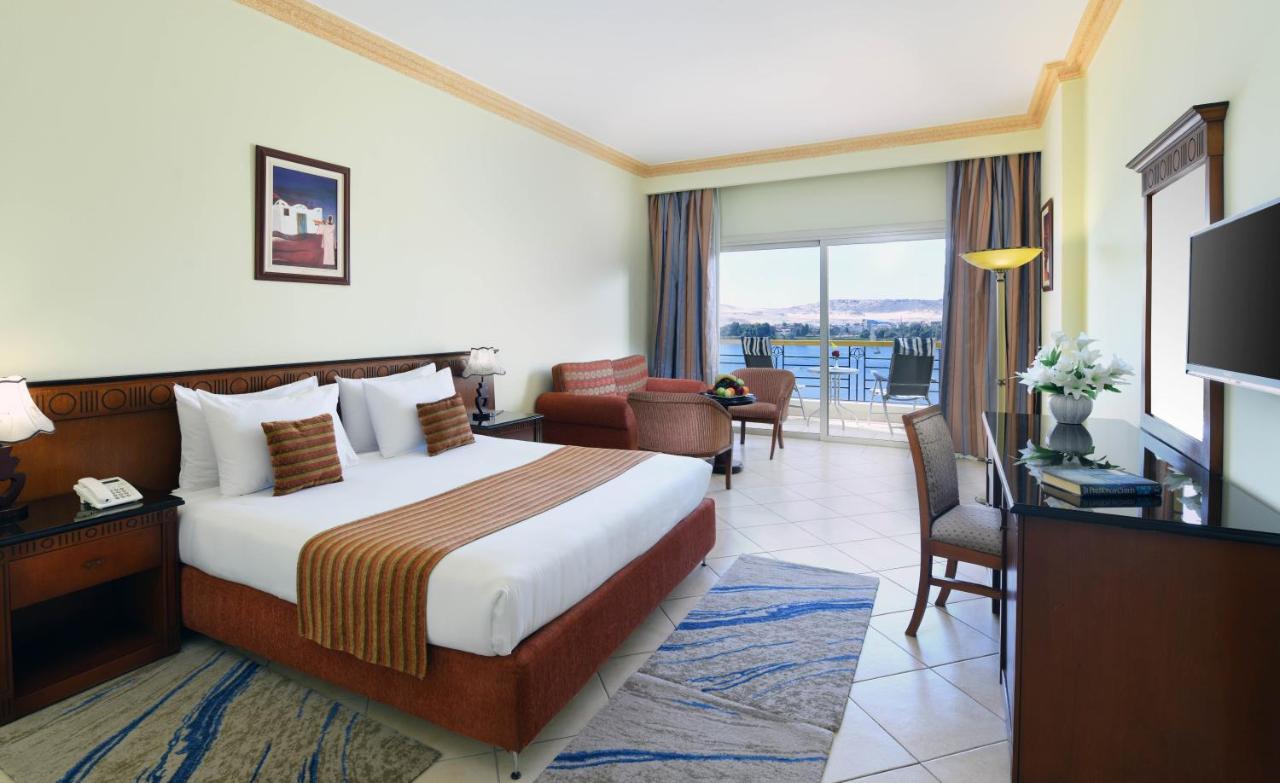 Tolip Aswan Hotel Bagian luar foto