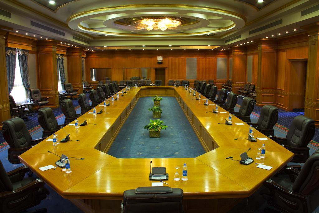 Tolip Aswan Hotel Bagian luar foto